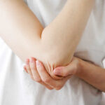 This Skin Condition Leads To Painful Joints & Arthritis, New Research Reveals