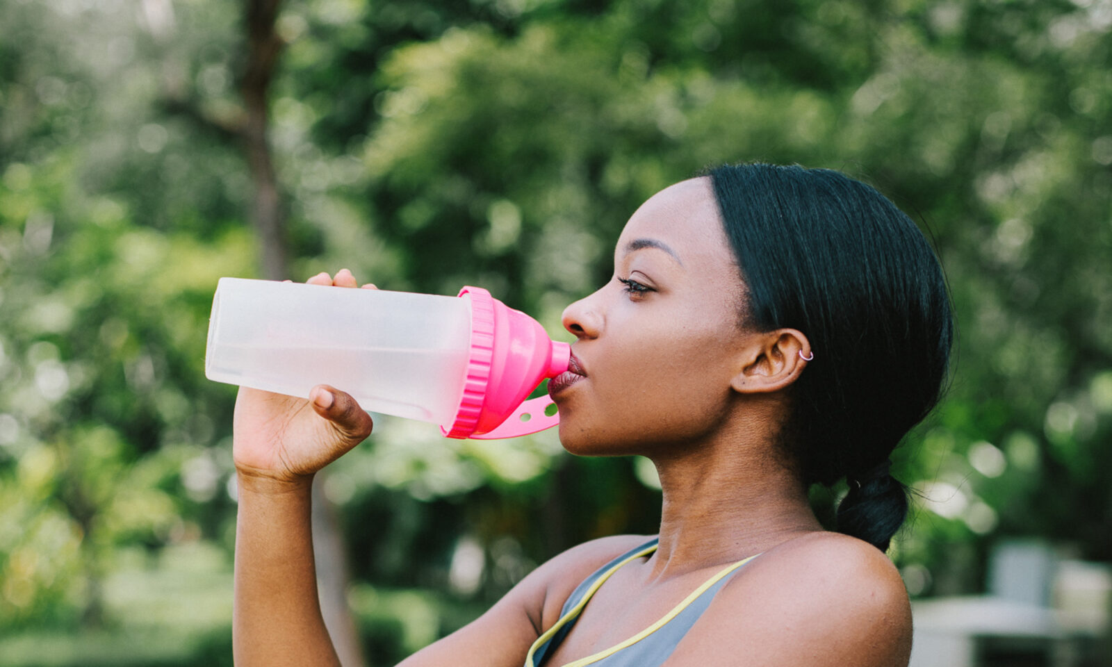 Women Swear By This Creatine For Building Muscle & Strength (Without The Bloat)