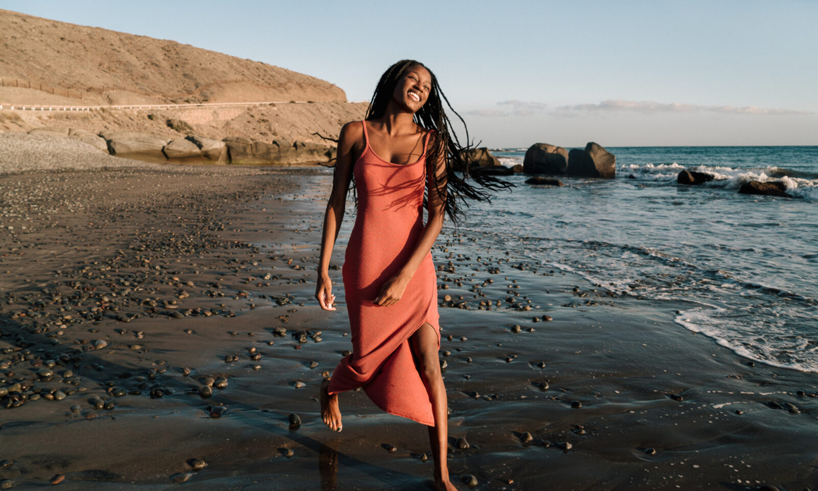 8 Ways To Stop Hyper-Fixating On Anxiety & Widen Your Attention