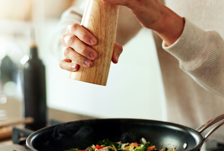 Are Men Or Women More Likely To Add Salt To Their Food?