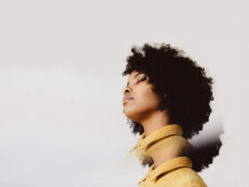 Break Free Of Toxic People With This "Cord-Cutting" Exercise For Strength