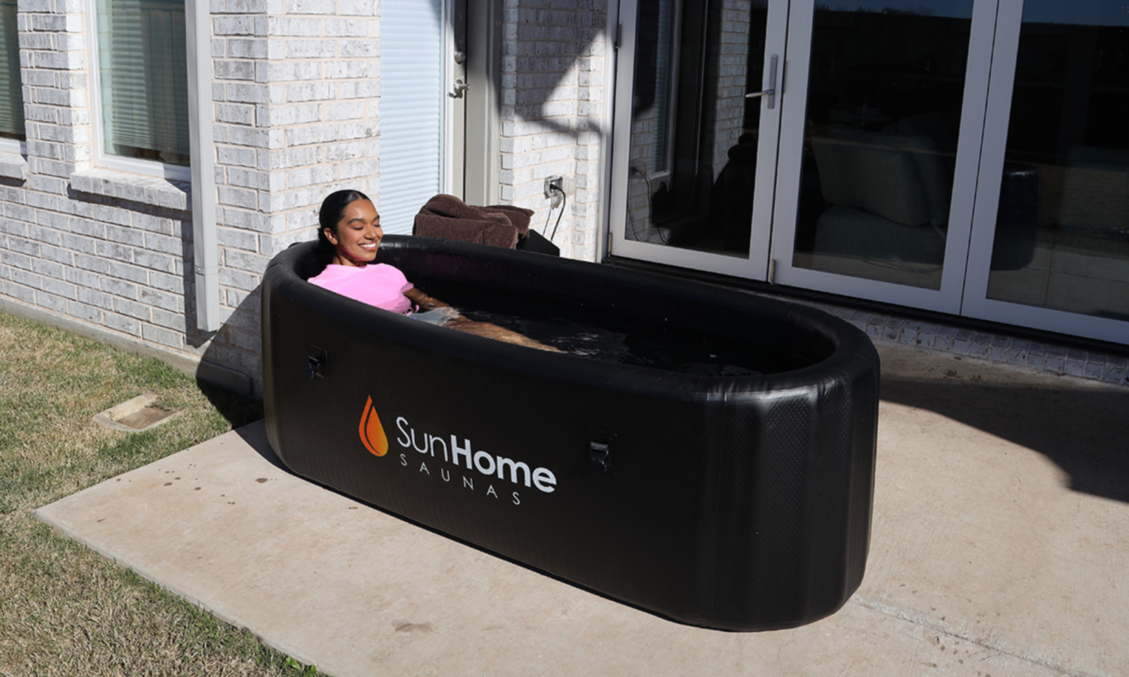 Debating A Cold Plunge? This Study Says When It Is & Isn't Beneficial