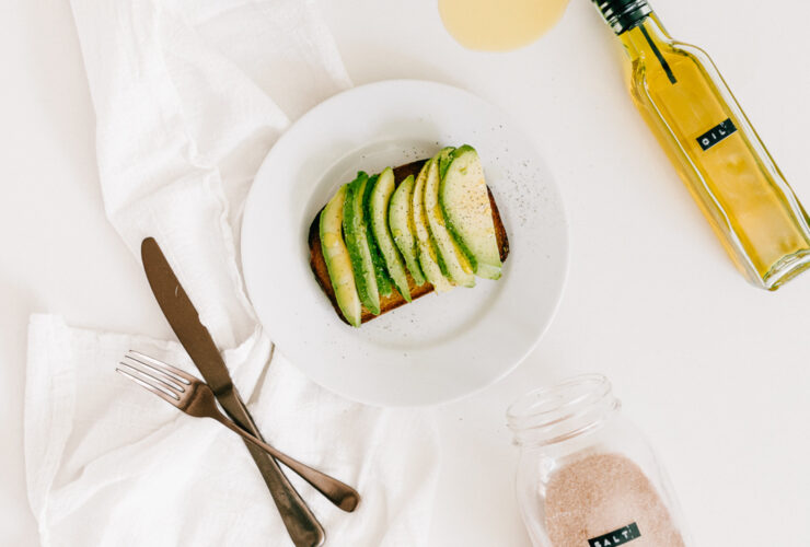 Here's What You Can Expect From Eating One Avocado A Day