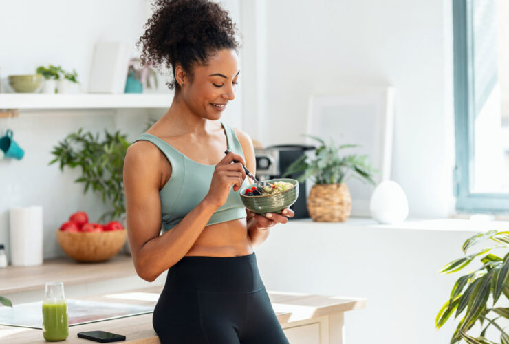 Holistic vs. Fitness Nutrition: What Women Need to Know About Macros