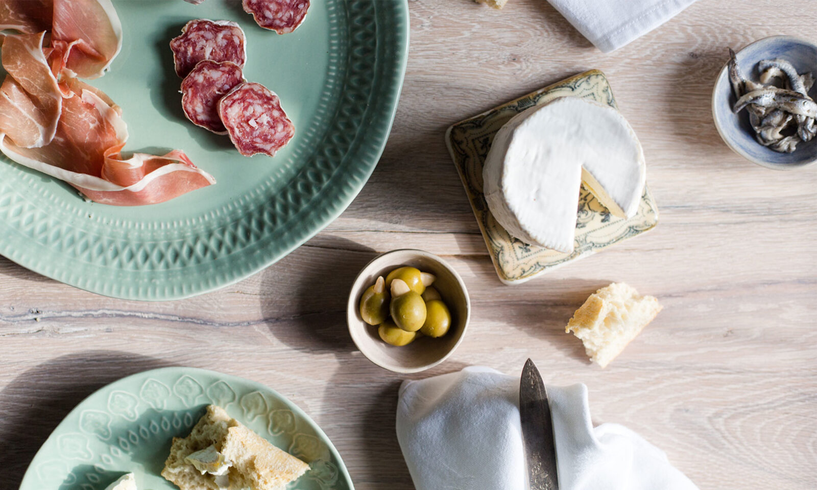 Is It Better To Snack Or To Avoid Snacking Altogether? An RD Weighs In