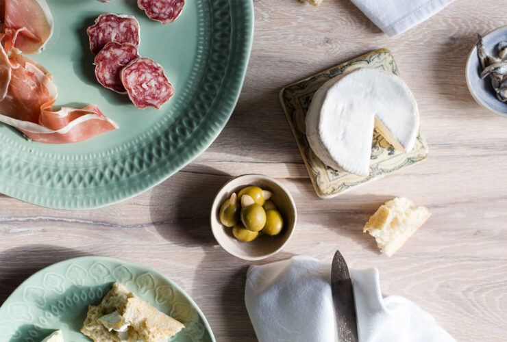 Is It Better To Snack Or To Avoid Snacking Altogether? An RD Weighs In