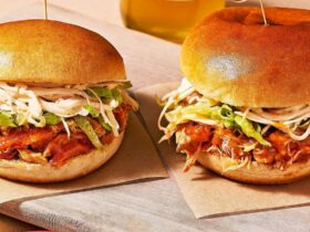 Slow cooker buffalo chicken recipe