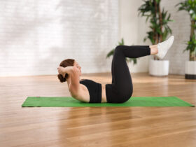 Tabletop Crunches: How To Do Them With Proper Form