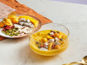 These Anti-Inflammatory Smoothie Bombs Are A Perfect Breakfast