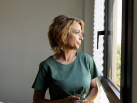 Why Standard Alzheimer's Tests May Miss Warning Signs in Women