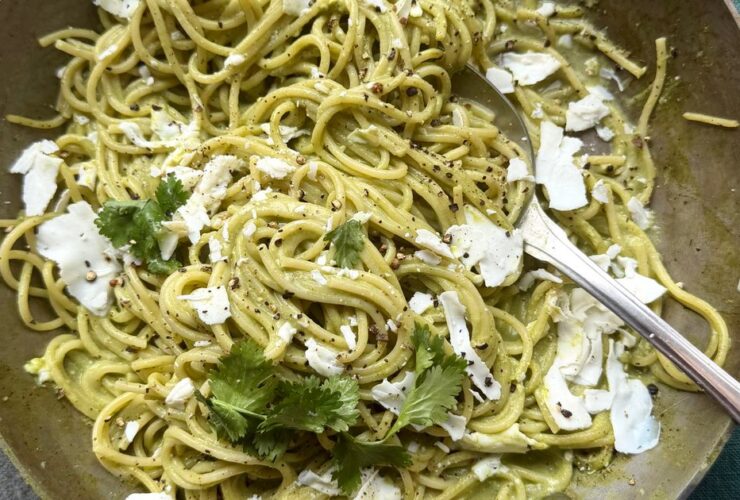 Espagueti verde (green spaghetti)