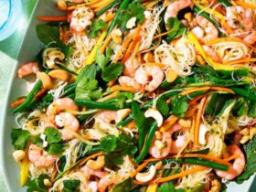 Hot & sour prawn rice noodle salad with green beans & mango recipe