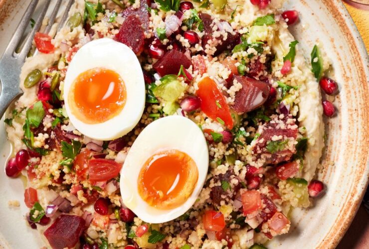 Jewelled beetroot & hummus grain bowls