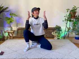 12 Simple Hand & Wrist Stretches and Strengthening Exercises
